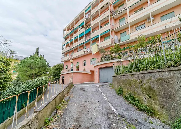Apartment Guesthost - Sturla Cozy Flat With Private Parking Genoa